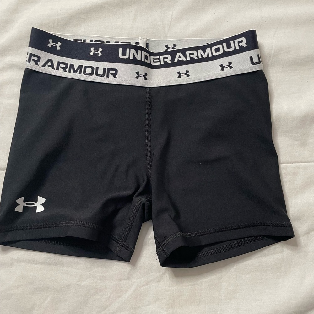 Girls Under Armor Shorts